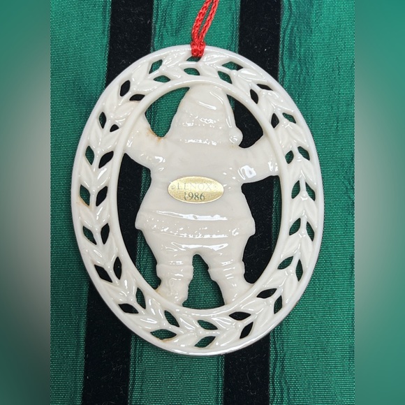 LENOX China Holiday Ornament - Santa Claus - Picture 2 of 3